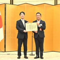 経産省｢文部科学大臣賞｣を受賞
